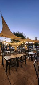 Read more about the article Patio Season Is Here: Why Thai Food Is Perfect for Summer Dining